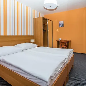 https://bridge-hotel.praguehotelsweb.com